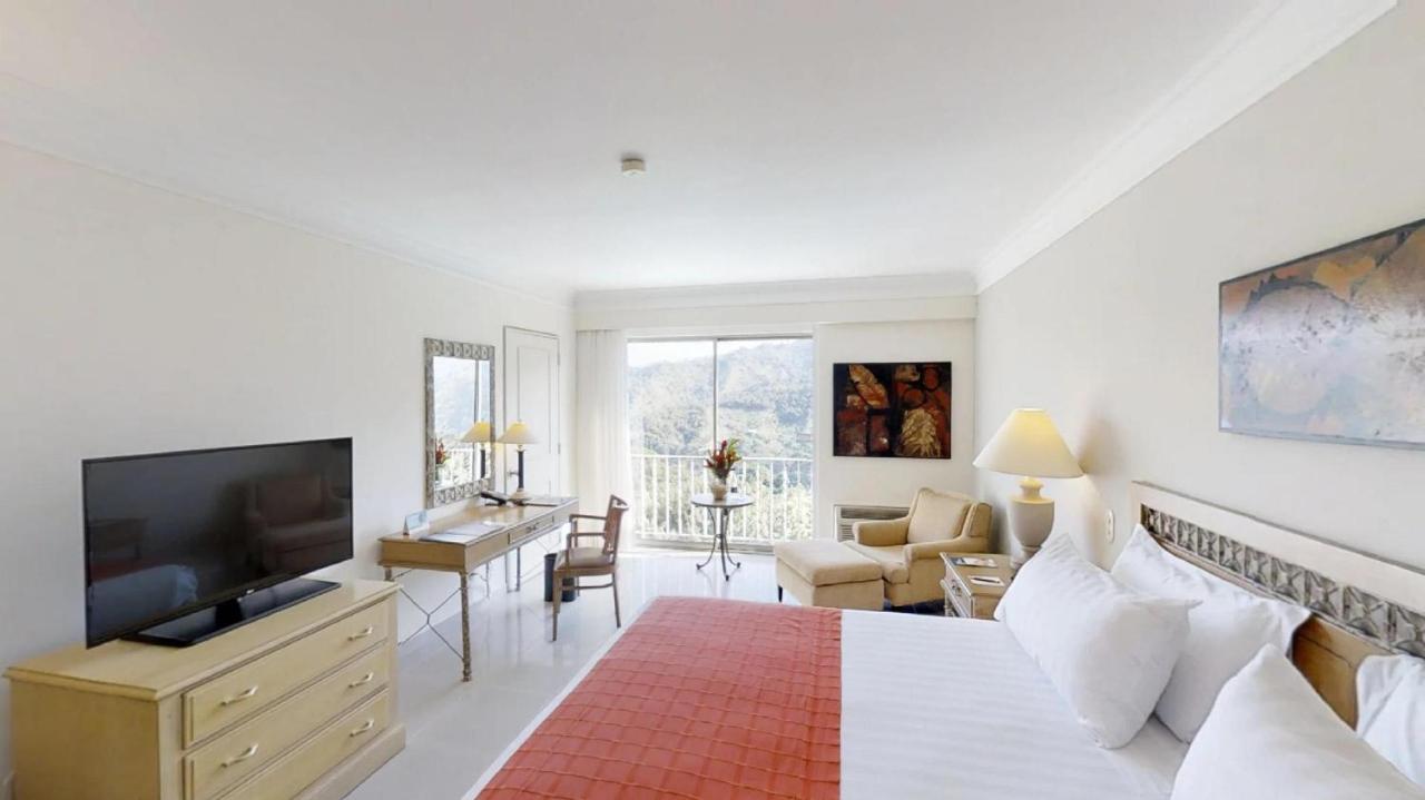 Hotel Estelar Altamira อีบาเก ภายนอก รูปภาพ A room at the hotel